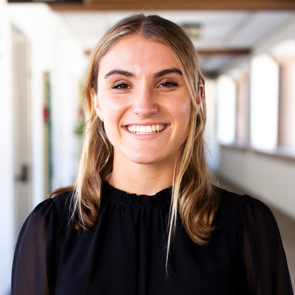 Meet your Posher, Becky